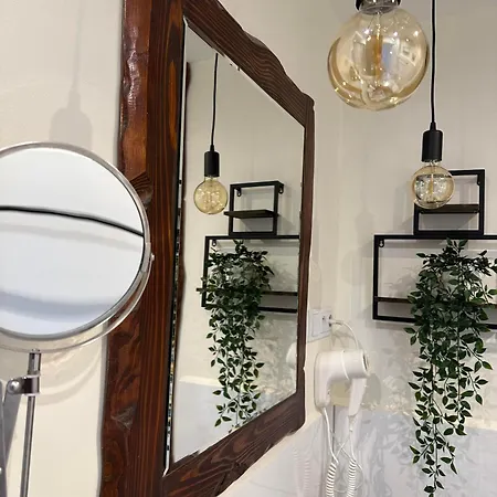 Pod Lasem * Tupadła